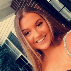 Meet your Posher, Jess